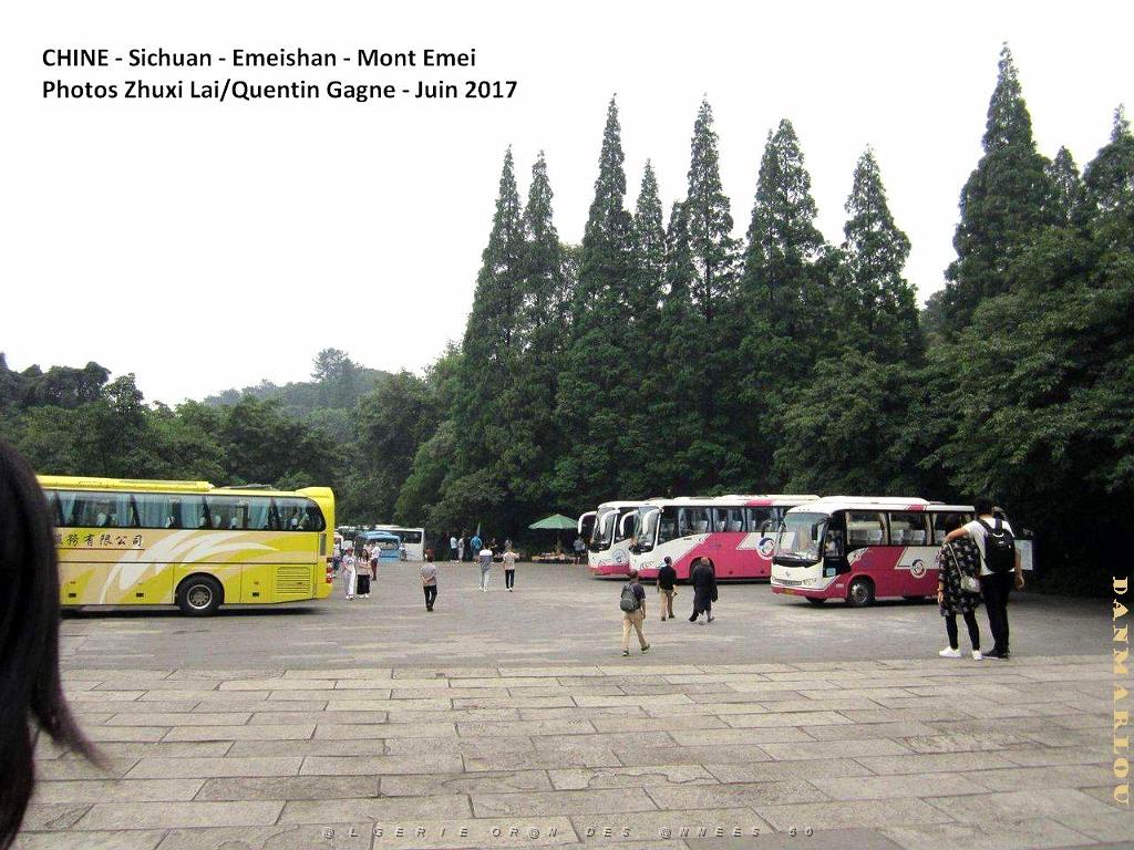 Emeishan 037.JPG